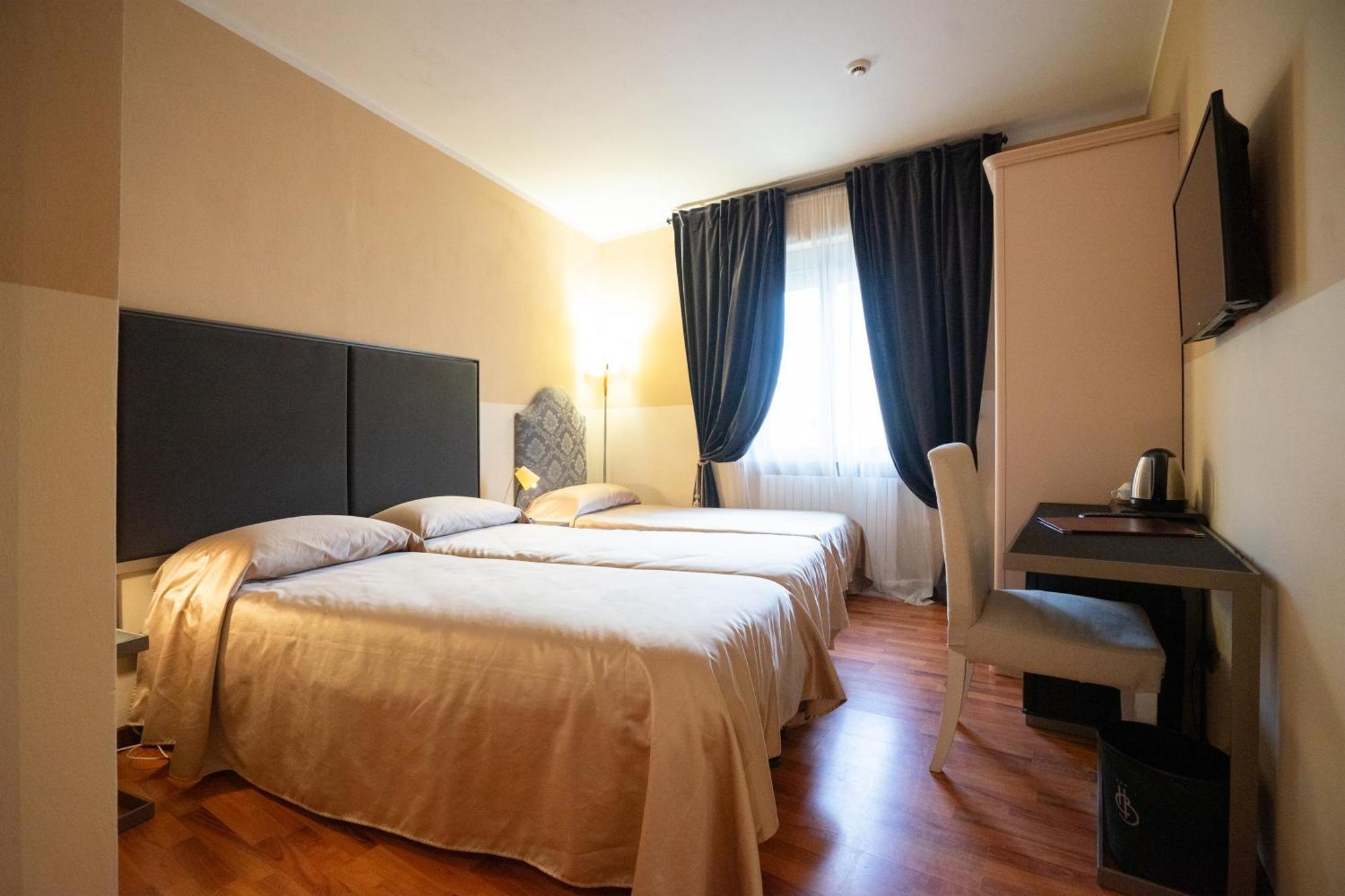 Hotel Bernardino Лукка Экстерьер фото