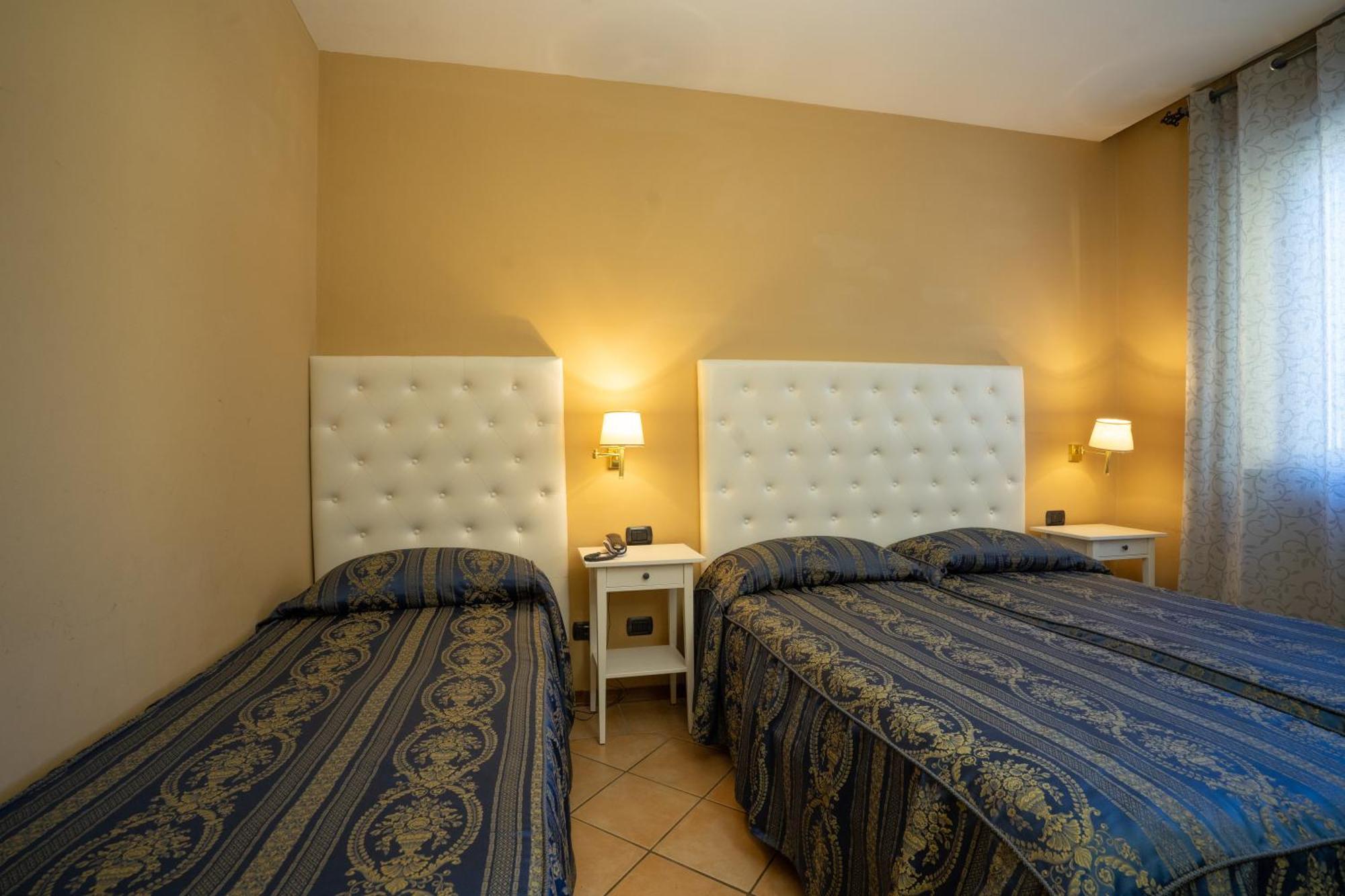 Hotel Bernardino Лукка Экстерьер фото
